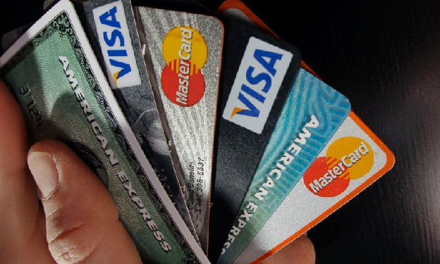 طرق الدفع الآمنة لحجز الطيران والفنادق